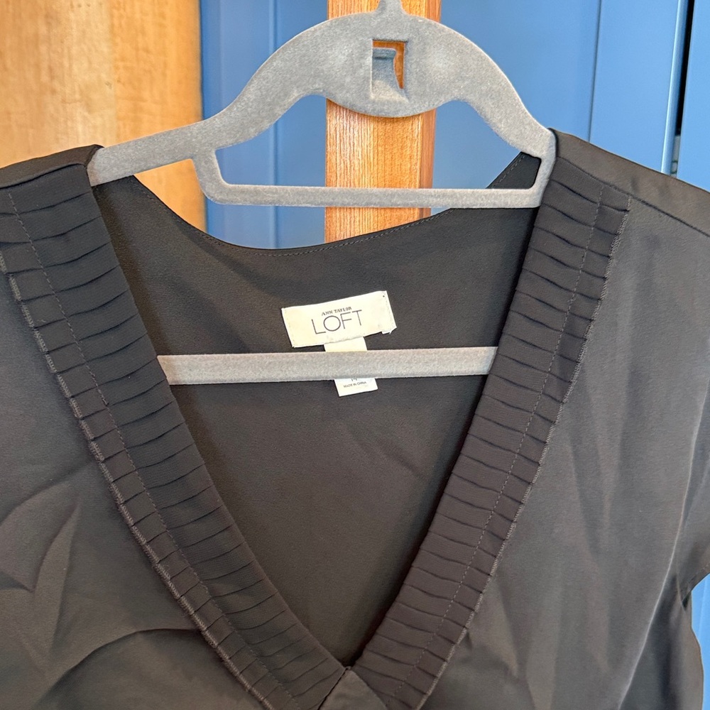 LOFT Black V-Neck Pleated Trim Top